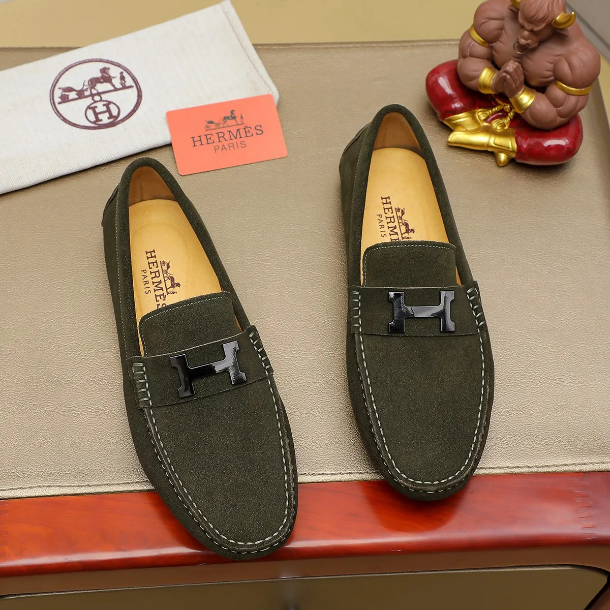 Men's shoes 💰380 🕷🕷【HERMES】Same style at Hermès counters 🇨🇳 Classic slip-on shoes 1:1 mold opening 💯 Original quality 🍓 Made of imported first-layer cowhide 🍅 pigskin lining 🌶🌶 Super high-end men's leather shoes 🇨🇳 Solid and stable, very special 🍇 Color, code number 38-44 (45.46/47 customized)...